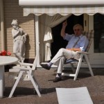 wuiven_2106_6310_man_met_beeld